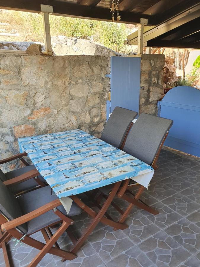 Modern Two Floors Apartment With A Beautiful View Martinšćica 外观 照片