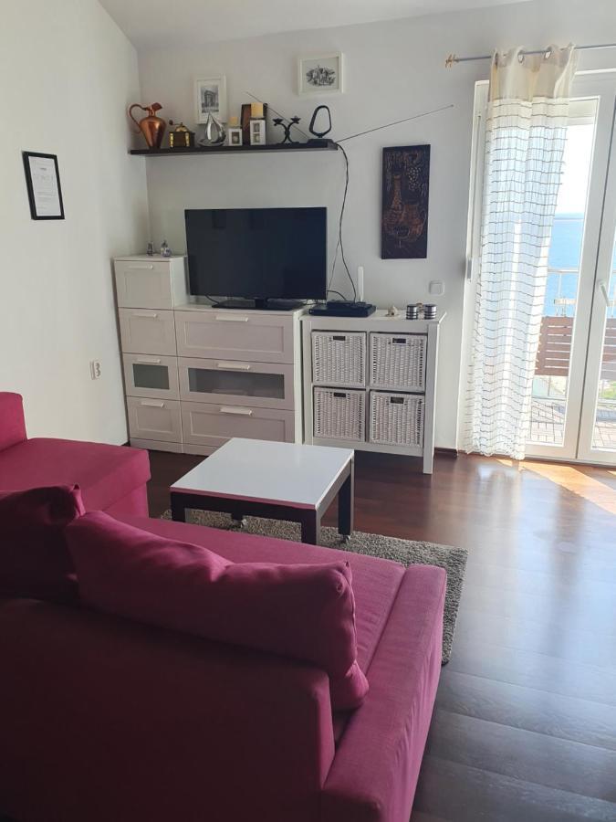 Modern Two Floors Apartment With A Beautiful View Martinšćica 外观 照片