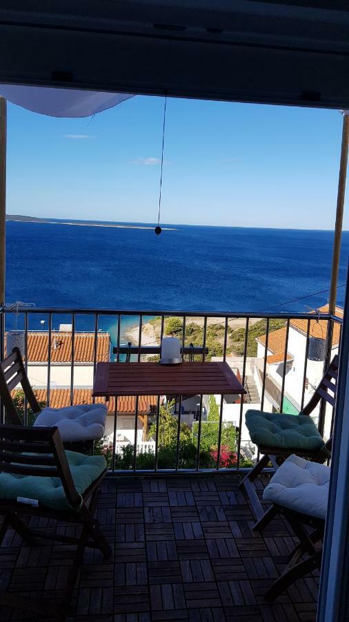 Modern Two Floors Apartment With A Beautiful View Martinšćica 外观 照片